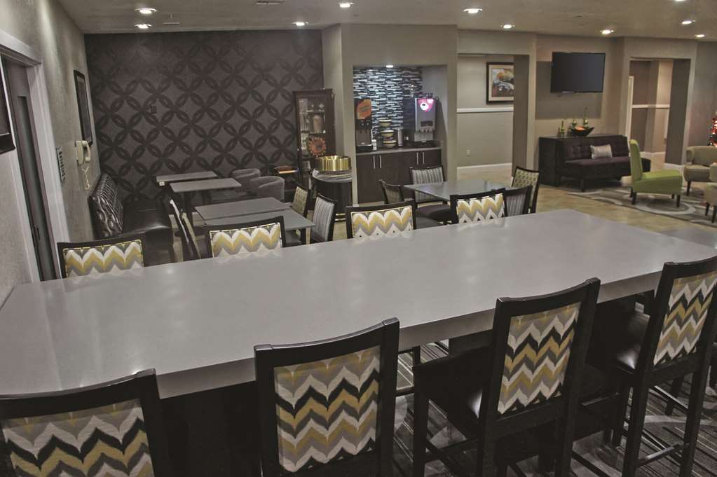 La Quinta By Wyndham Ada Facilidades foto
